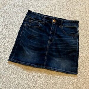 American Eagle Hi-Rise Mini skirt size 8